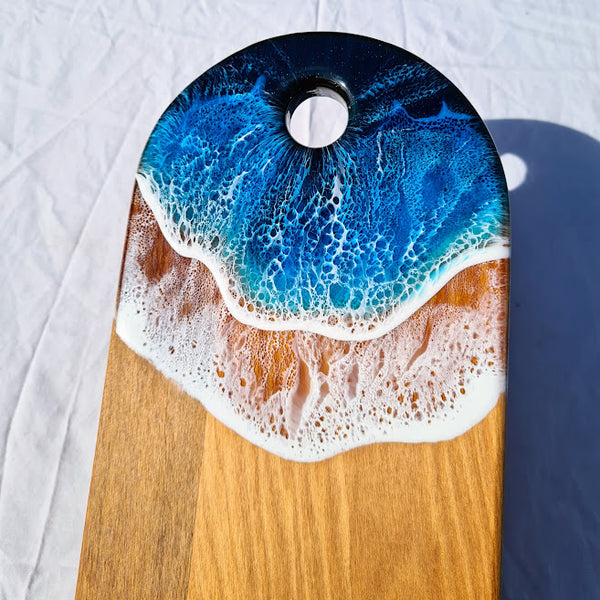 Handcrafted Small Rounded Cheeseboard