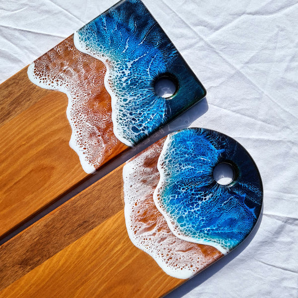 Handcrafted Small Rounded Cheeseboard